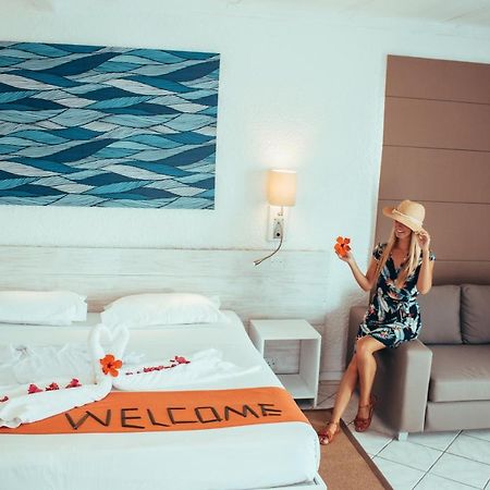 แอสโตรเอีย บีช โฮเต็ล Hotel บลู เบย์ ภายนอก รูปภาพ